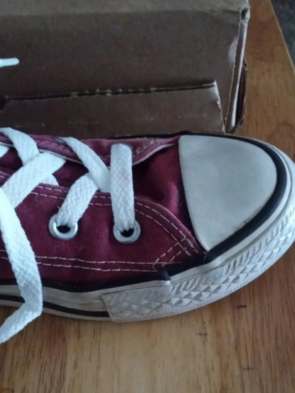 Chuck Taylor Converse All Stars Red High Tops